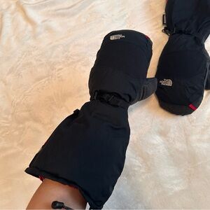 The North Face Mittens L
